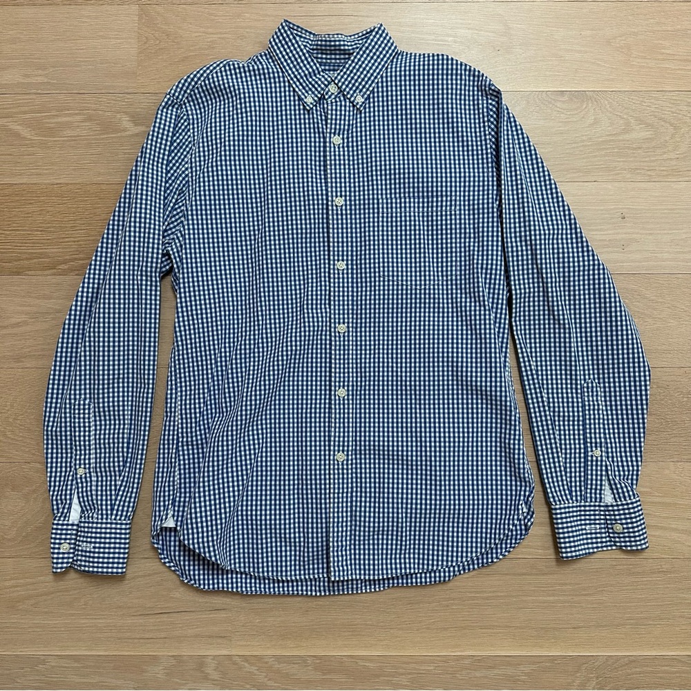 J.CREW MEN'S - BUTTON DOWN SHIRT - SIZE MEDIUM